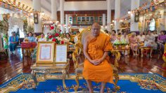 dedication-to-the-abbot-of-Wat-Chak-Daeng-2020-01-05-a