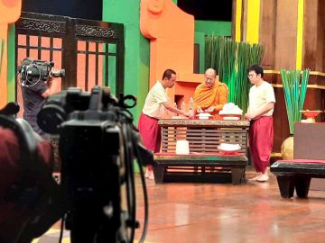 workpoint23-the-inscription-of-the-buddhist-monk-s-recycle-robes-a