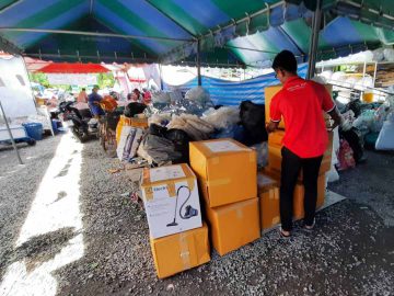send-plastic-bottles-environmental-learning-center-2